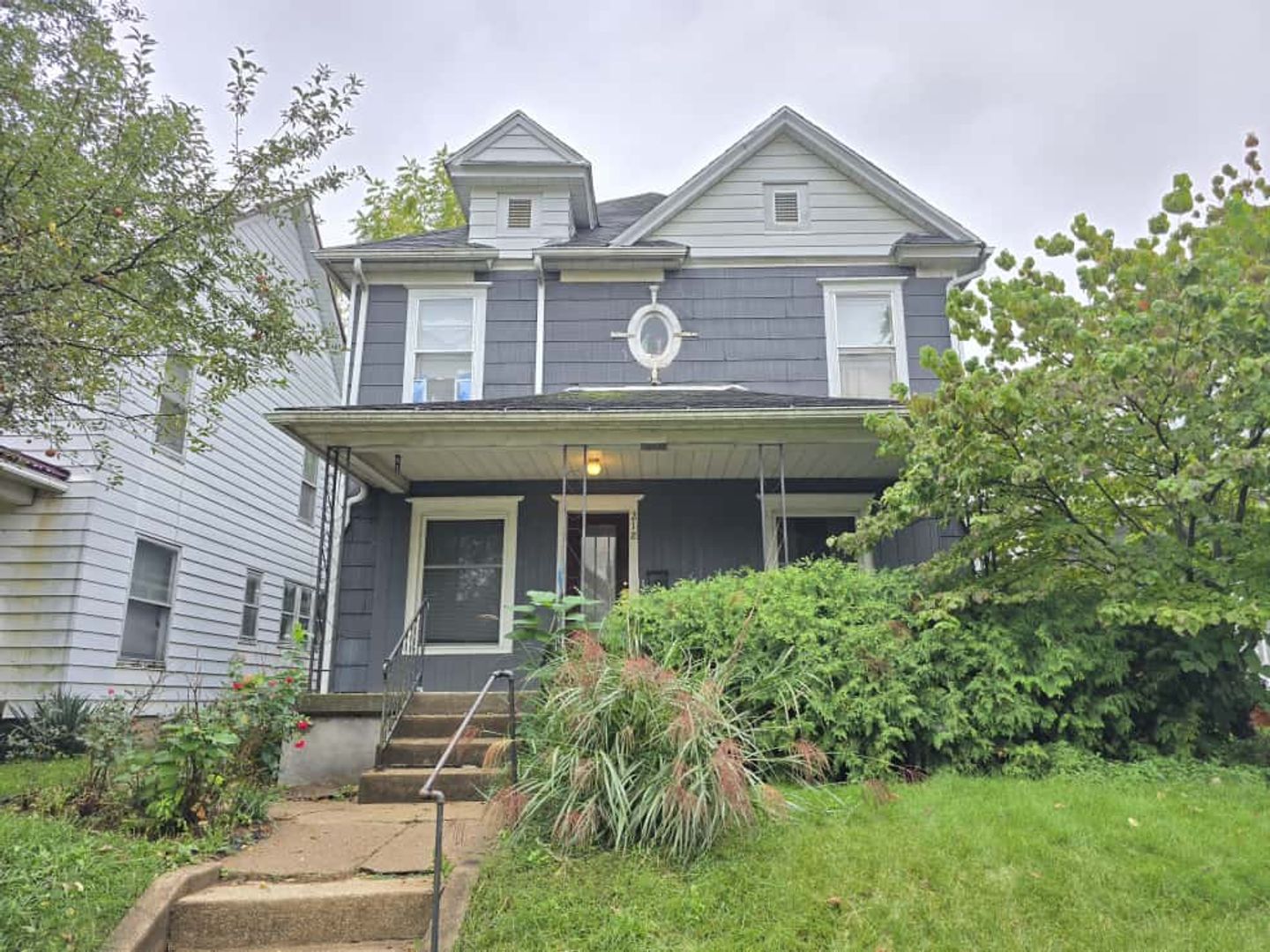 South Bend Apartment: 218 E Navarre St