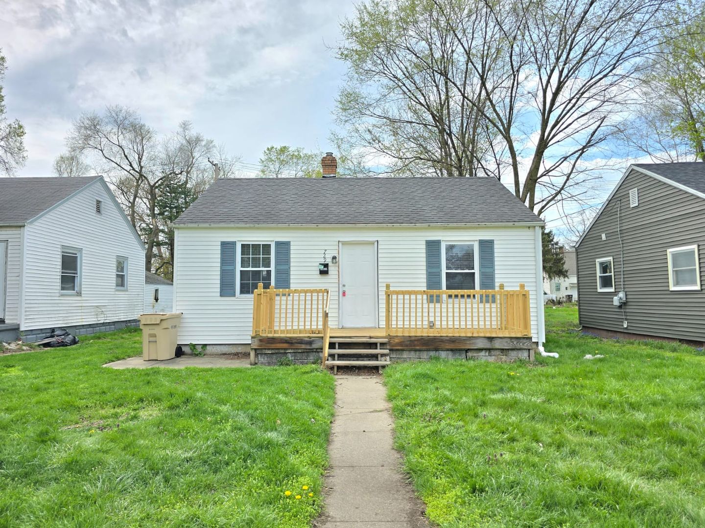 South Bend House: 729 N Elmer St.