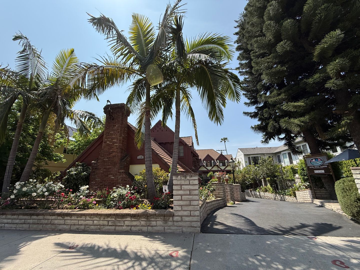 Glendale Apartment: 116 West Mountain st.