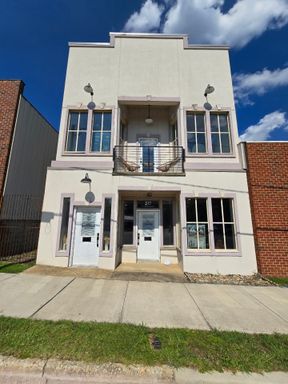 Downstairs Unit- Located in Heart of Sanford Downtown District – photo 1