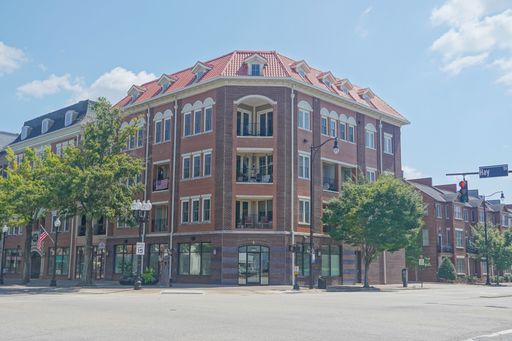 NEW LISTING!!!!! – photo 1