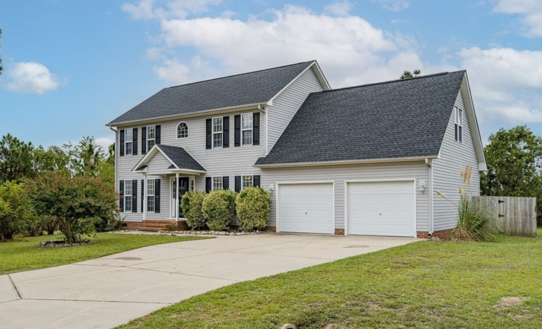 Sanford House: 110 Dover Court E