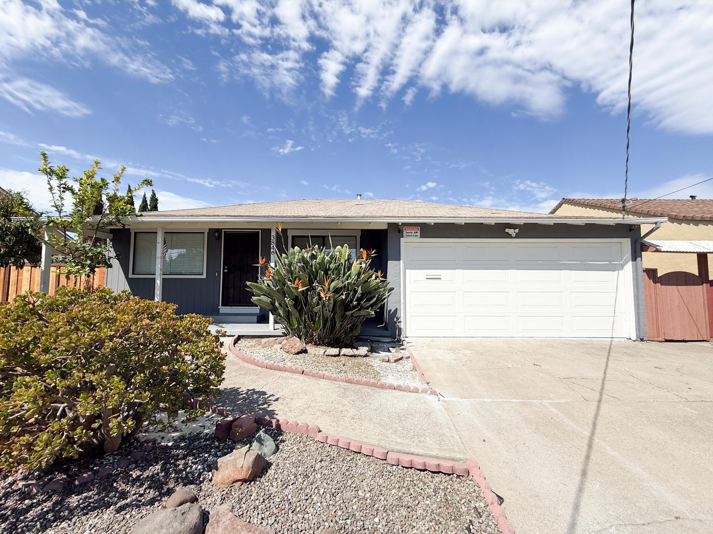 San Leandro House: 3846 Carmel Way