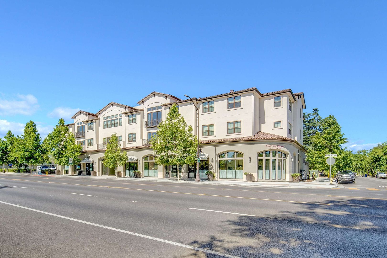 Campbell Condo: 2305 Winchester Blvd.