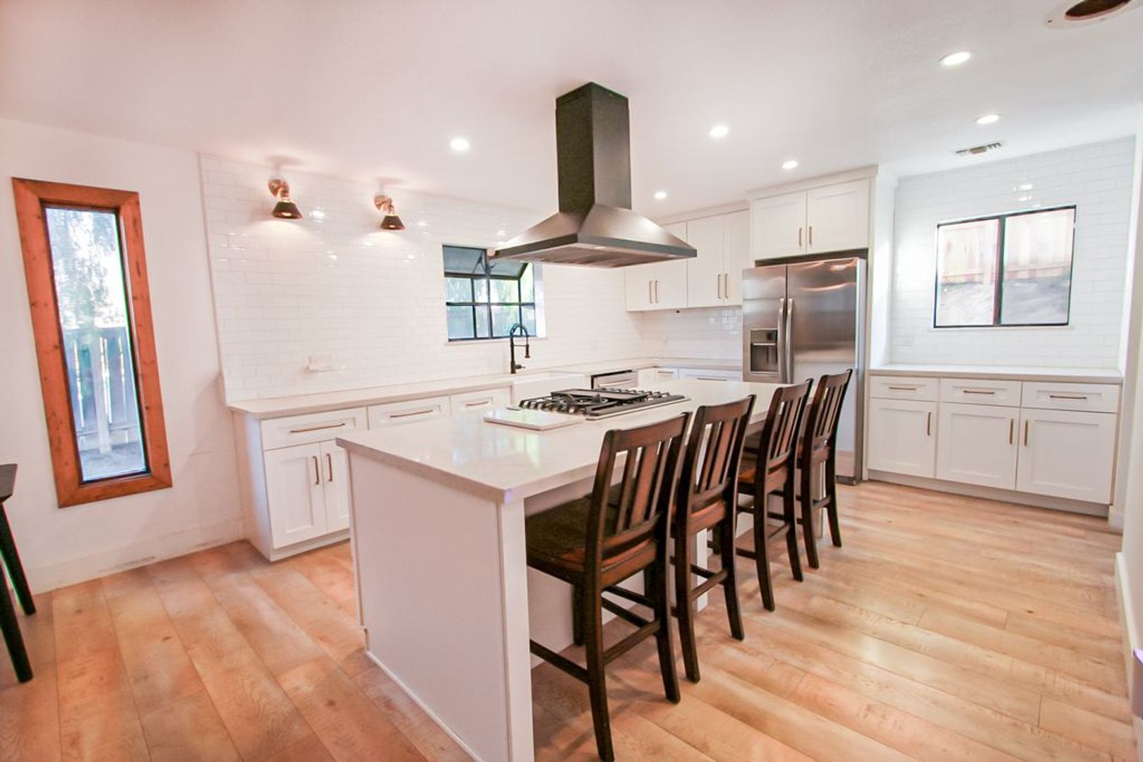 Riverside House: 20351 Harvard Way Riverside, CA 92507