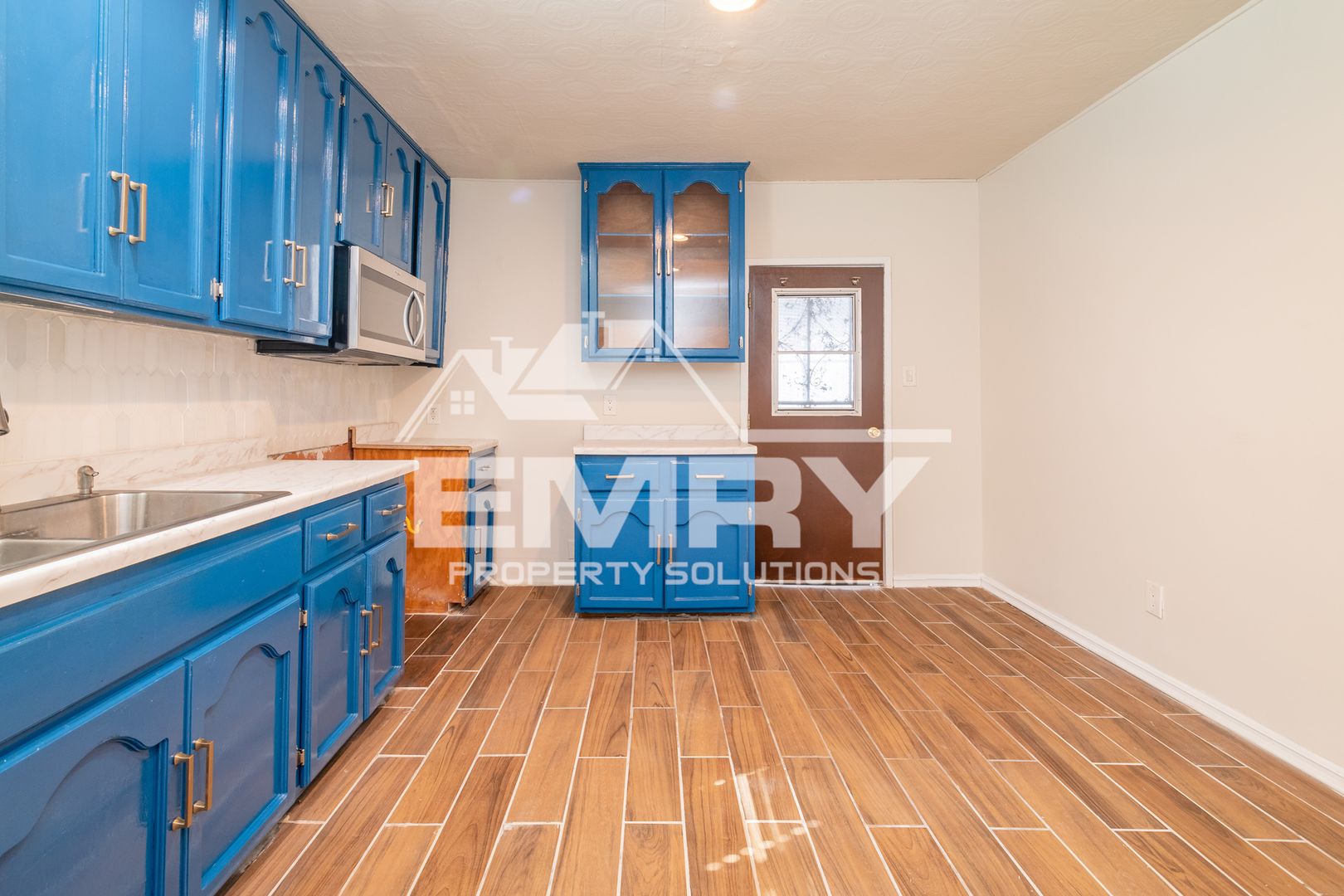 Los Angeles Apartment: 1125 S Evergreen Ave, Los Angeles CA 90023