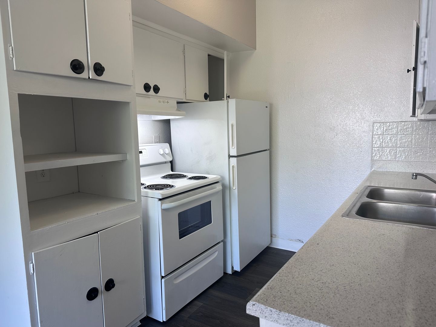 Las Vegas Apartment: 3478 Paradise Rd.