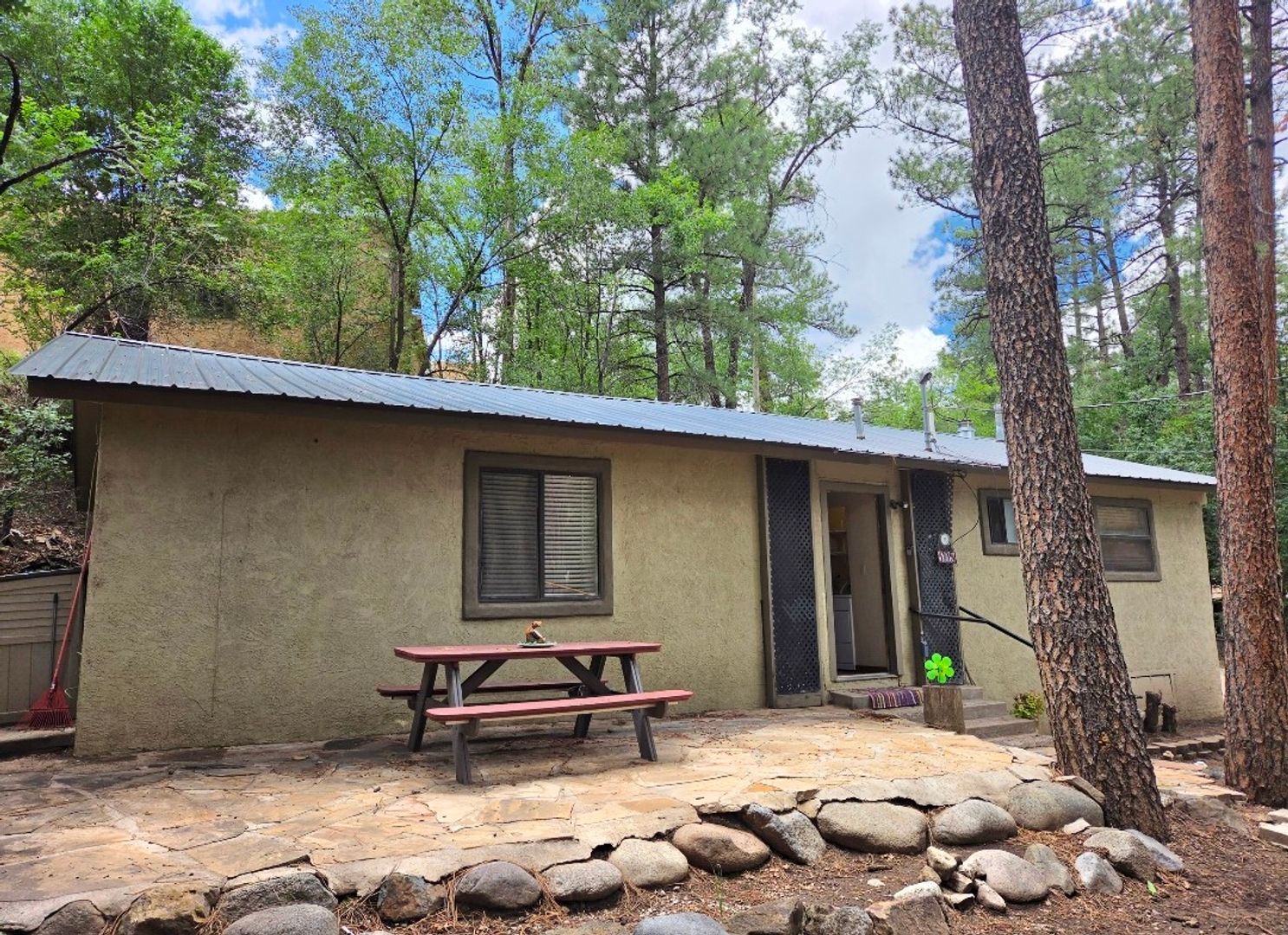 Ruidoso House: 105 Sleepy Hollow Road