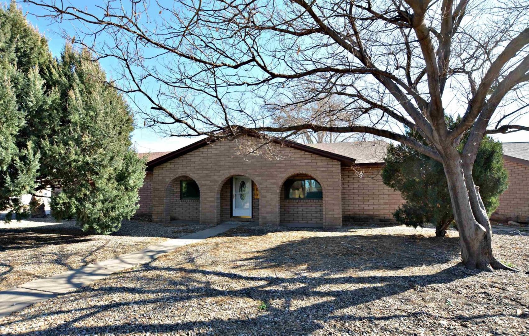Portales House: 801 W. 19th St