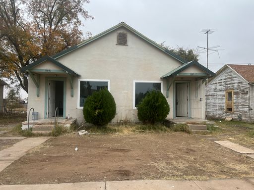 1 Bed/1 Bath Updated Duplex with Water & Gas Paid!