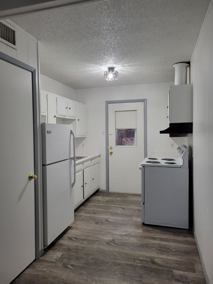 Ruidoso Apartment: 201 Upper Terrace