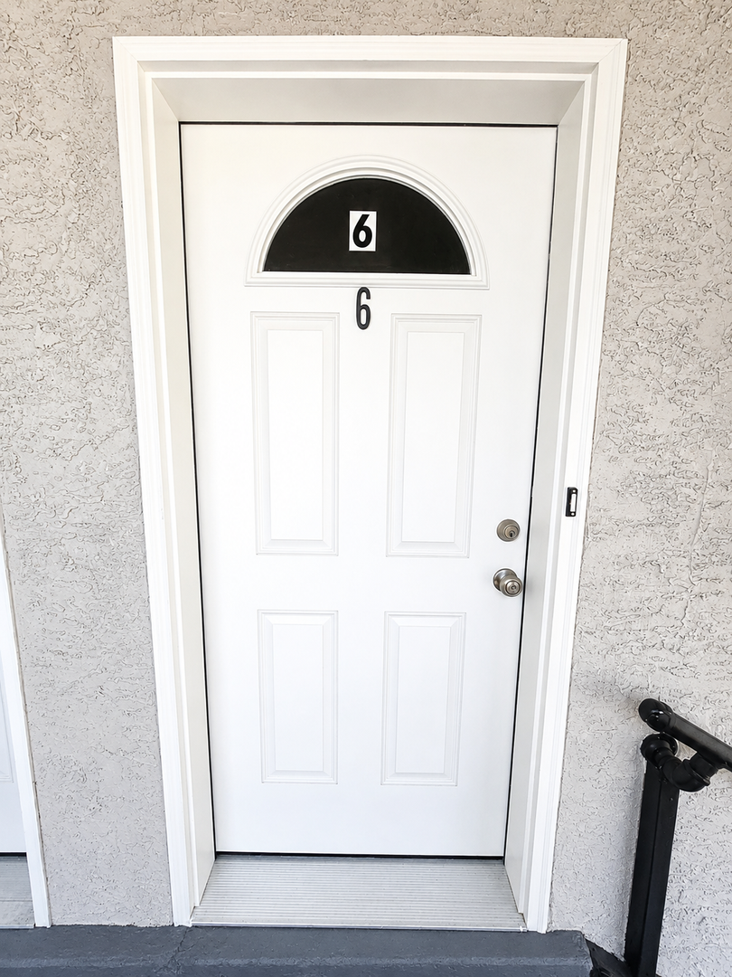 Roswell Apartment: 407  W Tilden