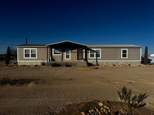 Spacious Four Bedroom Home - Pet Friendly and Horses Allowed! – photo 1