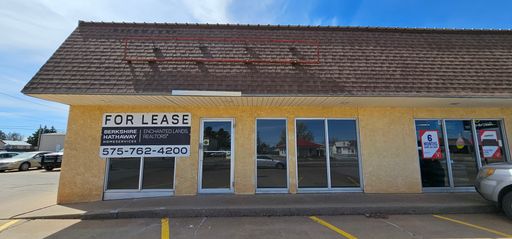 Prime Commercial Space on Prince Street – Leasing Special!