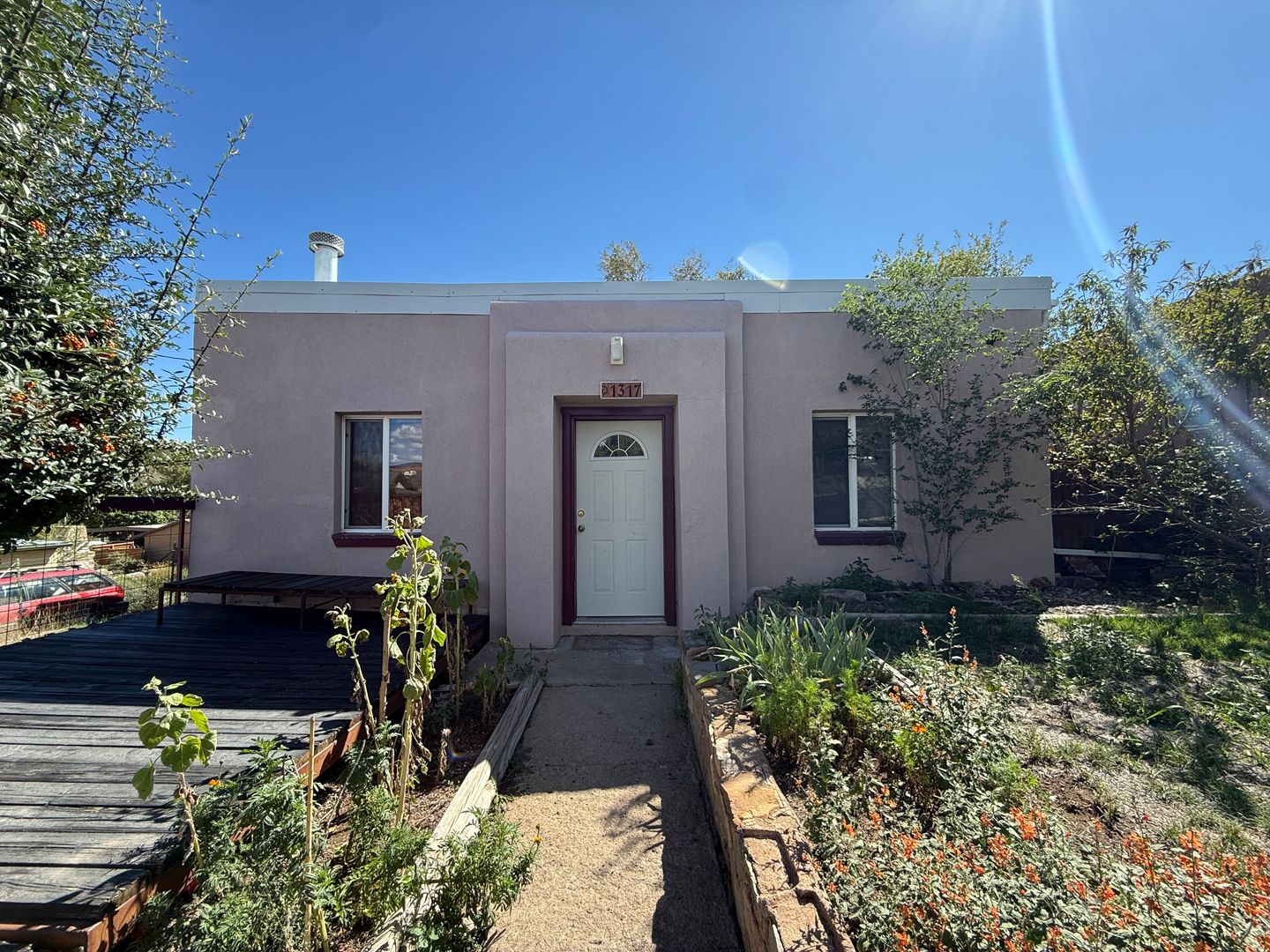 Silver City House: 1317 W Kelly Street