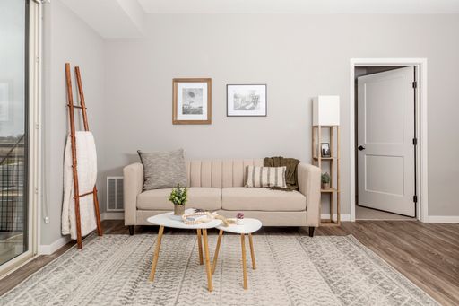 Oak Floor Plan – photo 1