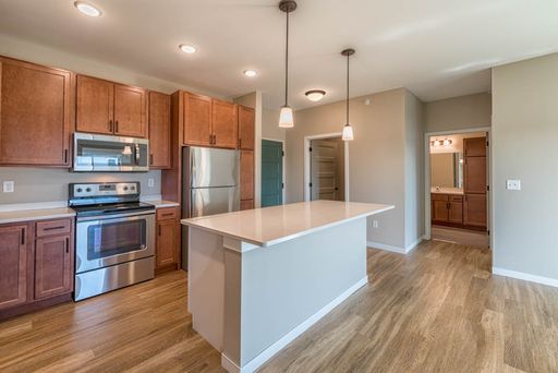 Edition - Spacious, Modern Kitchens in Pet-Friendly Apartments Near Microsoft! – photo 1