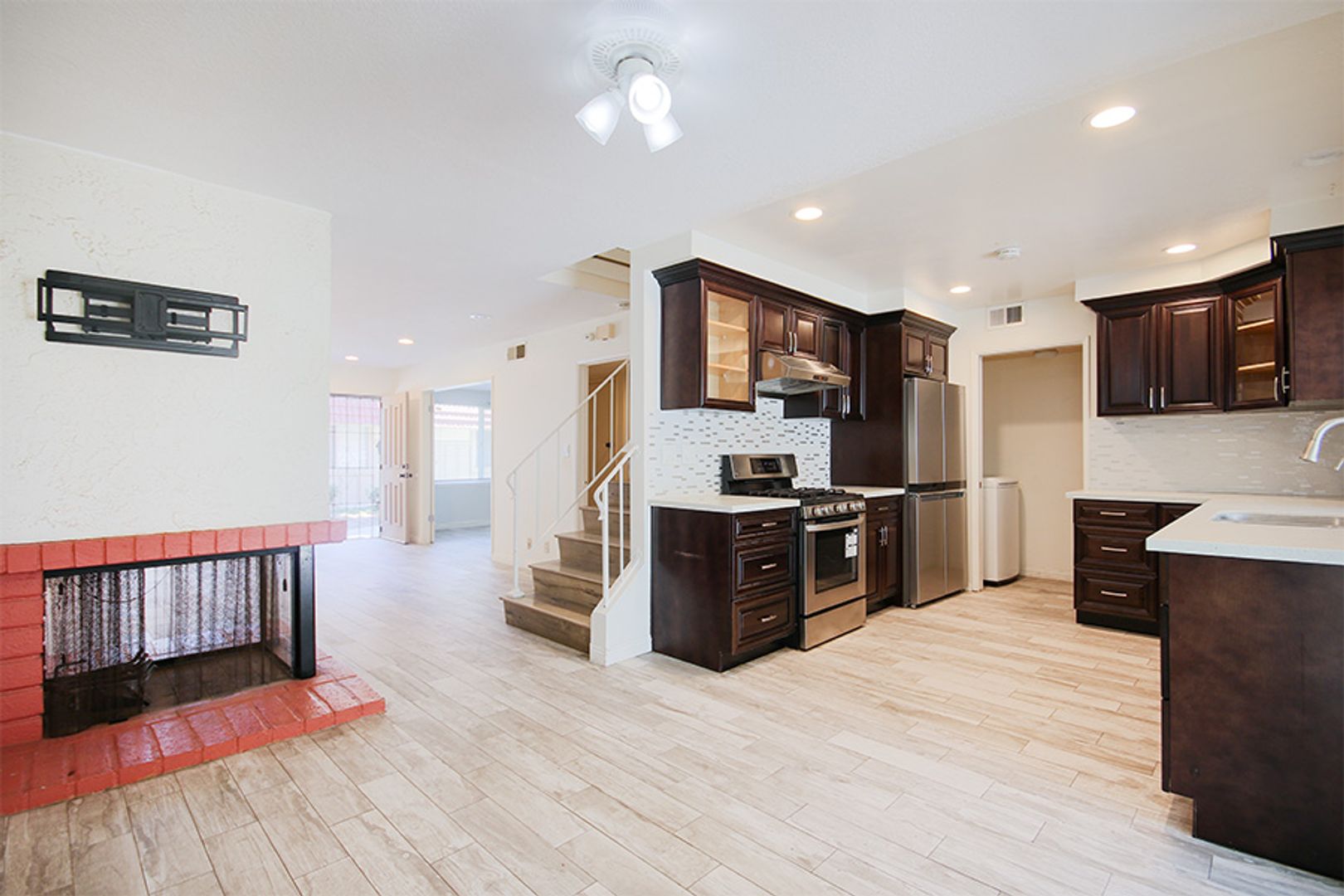 Garden Grove House: 12883 Newhope St.