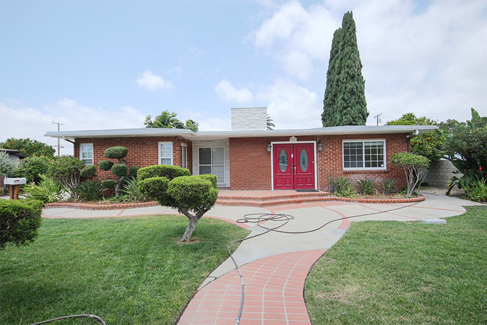 Garden Grove House: 9381 Nichols Drive