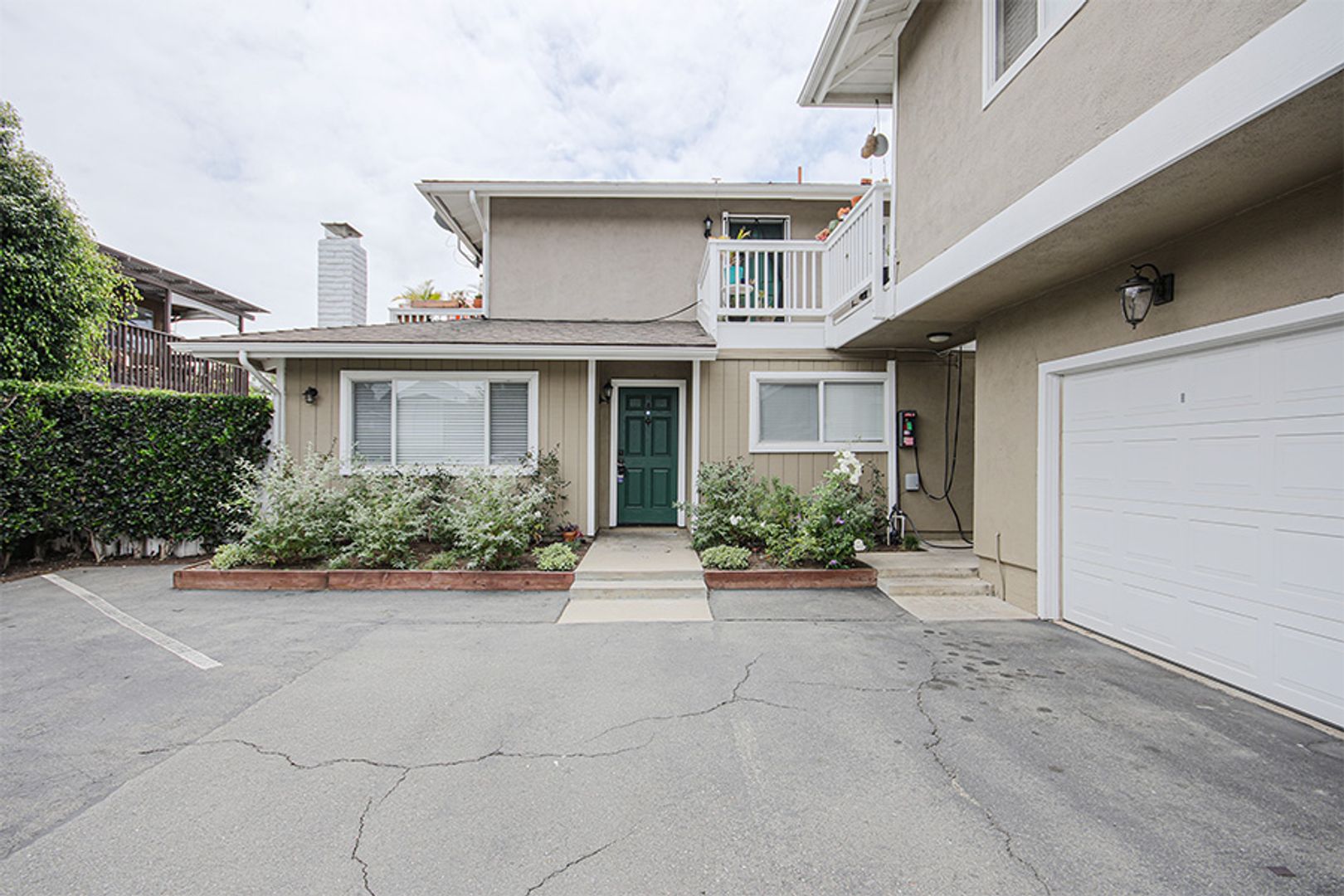 Costa Mesa Apartment: 121 Lisa Lane
