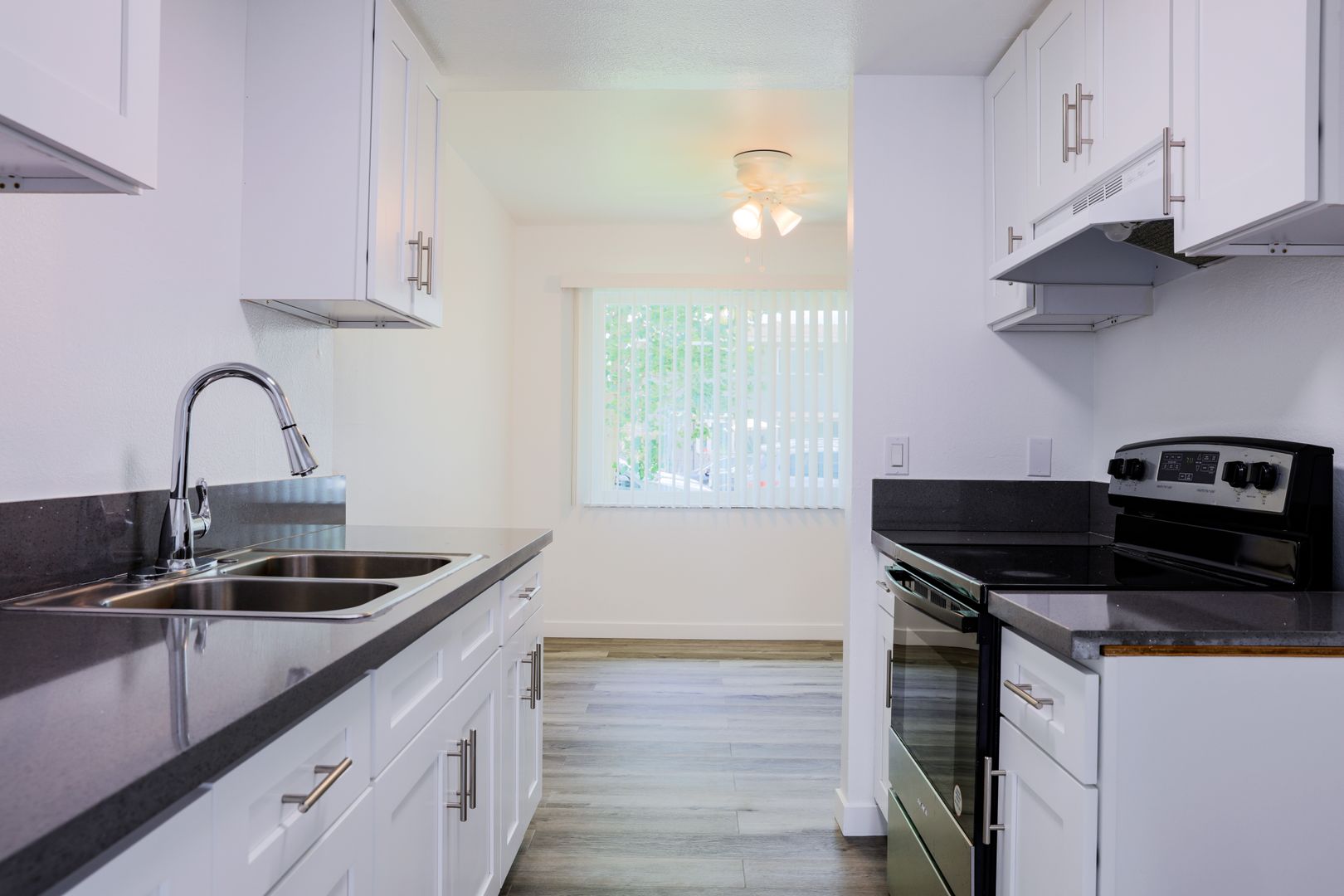 Santa Ana Apartment: 2709 S. Baker Street