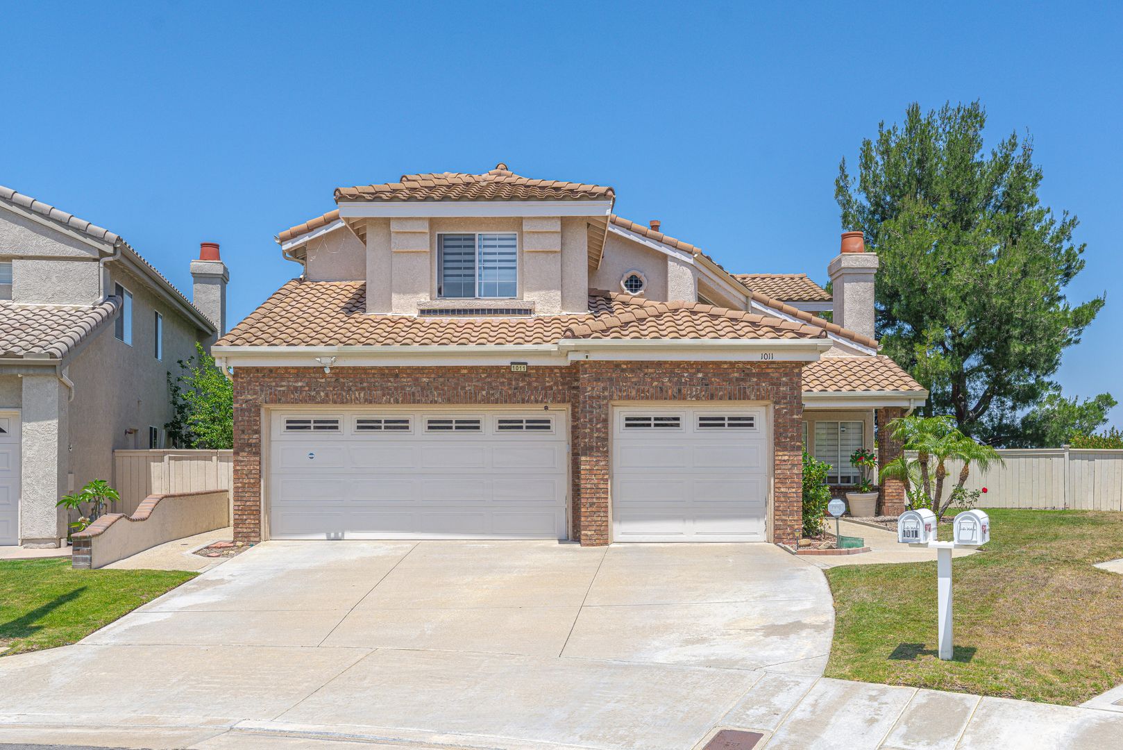 Anaheim House: 1011 S. Mountcrest Court