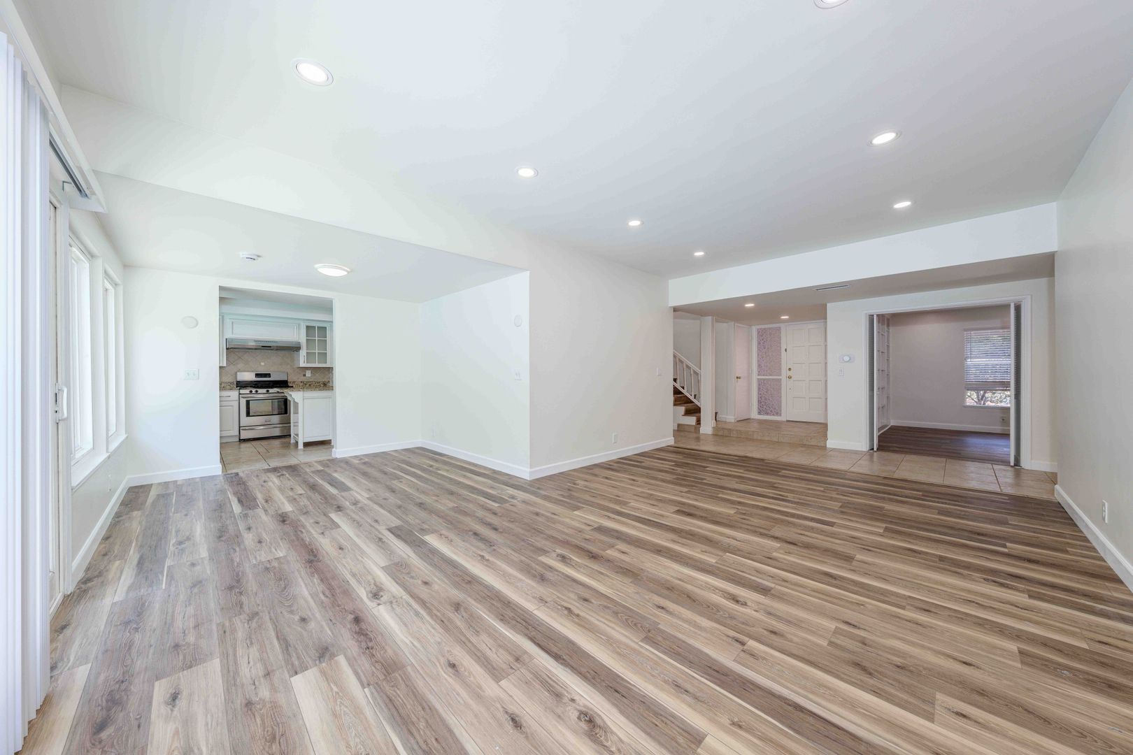 Irvine House: 5212 Chablis Circle