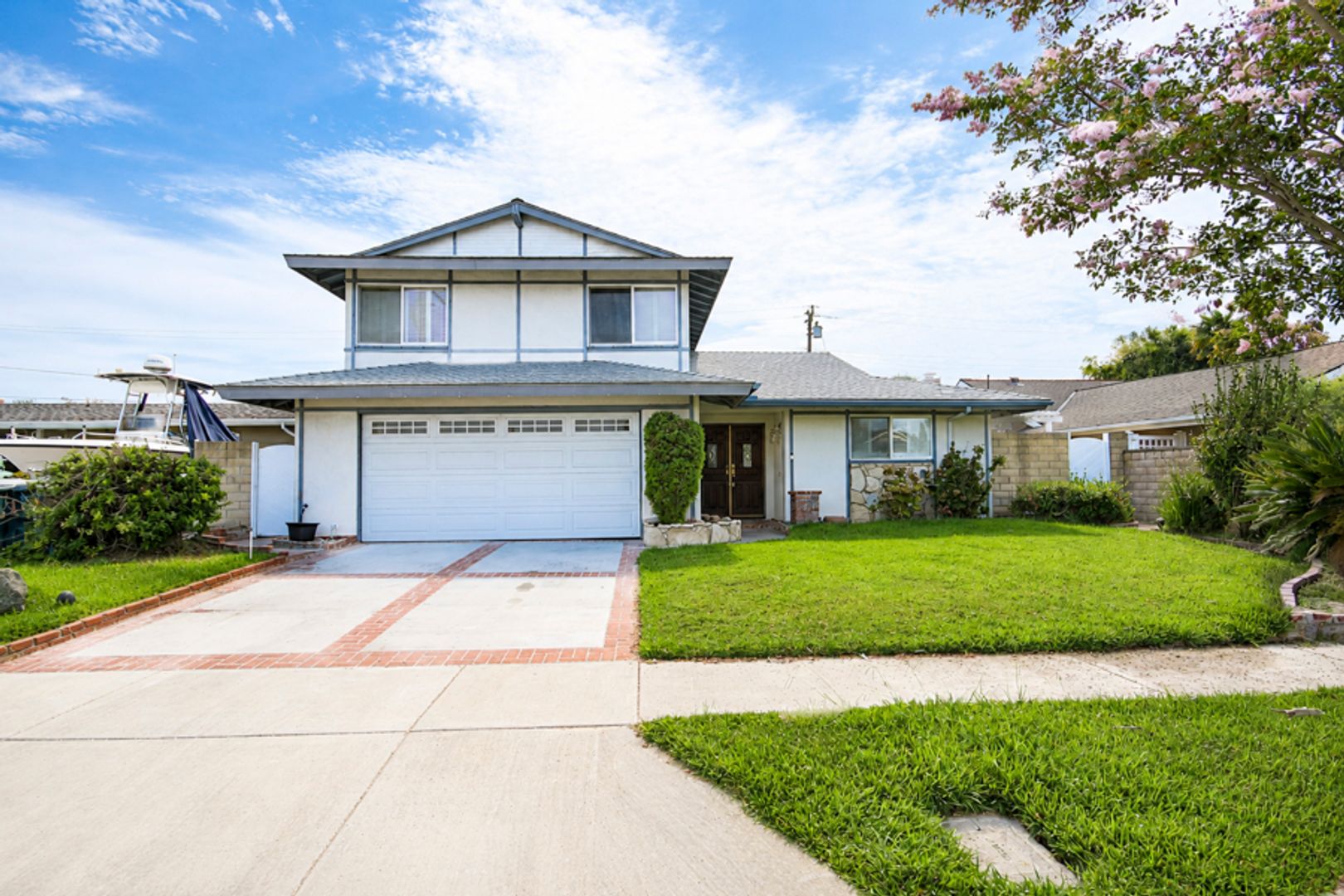 Huntington Beach House: 19832 Chesapeake Lane