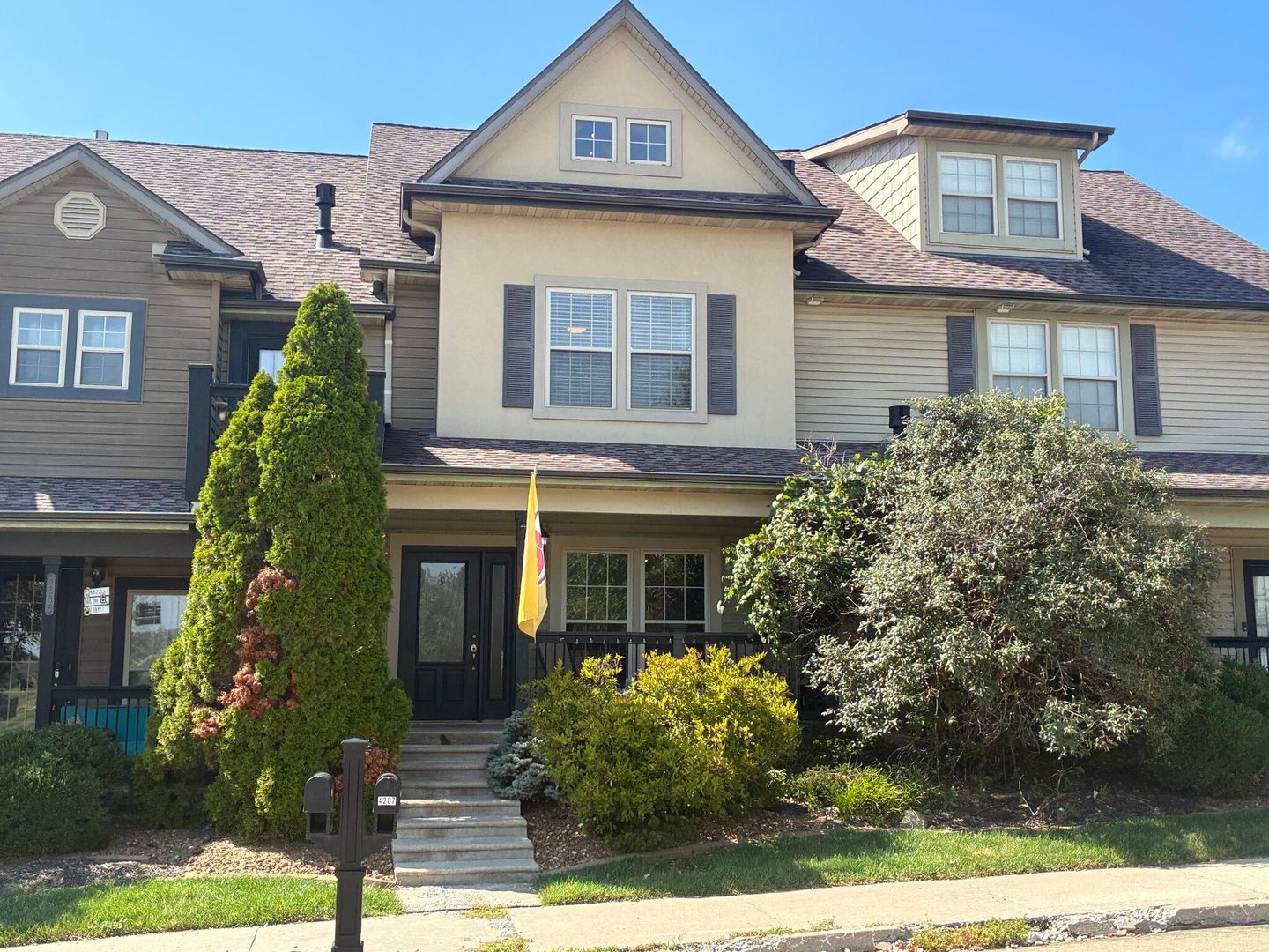 Columbia Townhome: 4207 Gladden Ln.