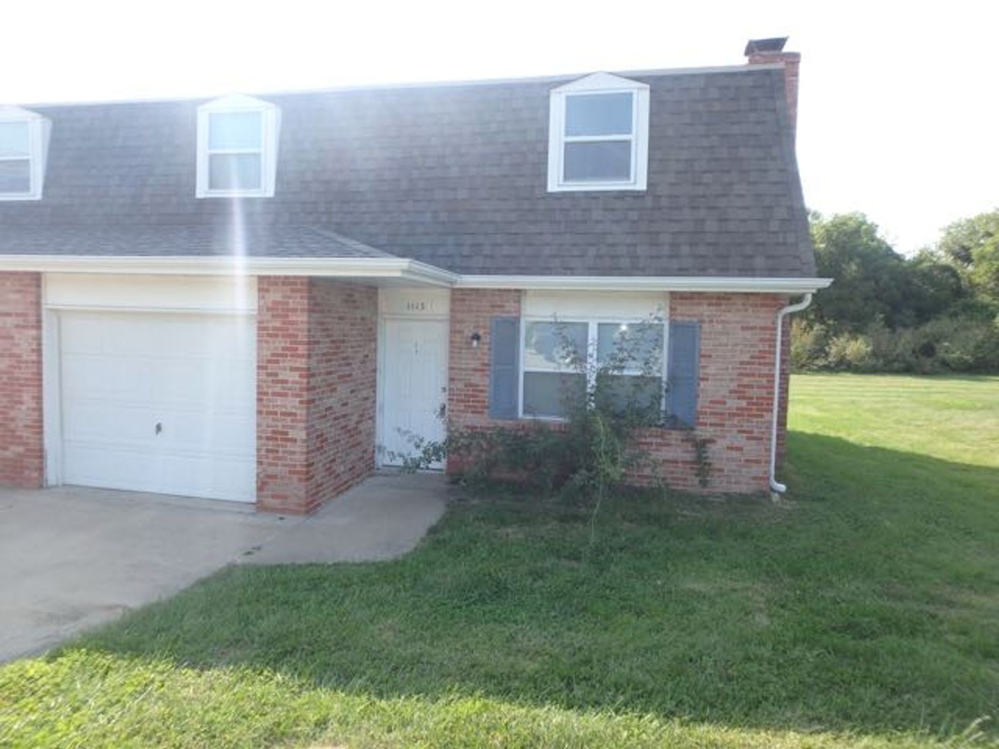 Columbia Multiplex: 1113 Callie Dr. - A