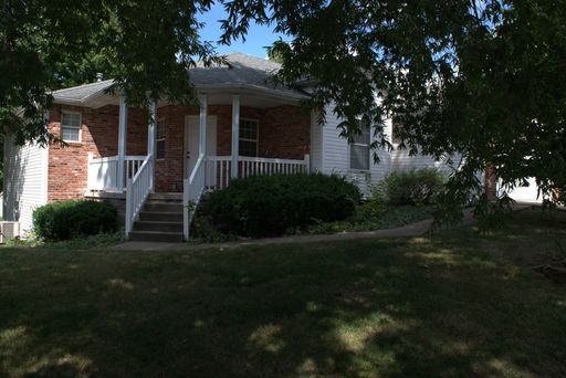 3 Bed 2 Bath Rental at 309 Grampian Dr., Columbia, MO – photo 1
