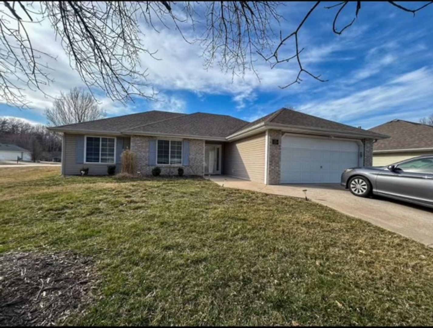 Columbia House: 707 Stillwater Dr.