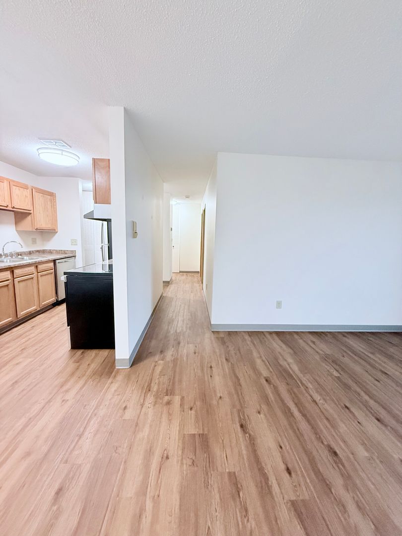 Duluth Apartment: 1005 - 1125 Glen Place Drive