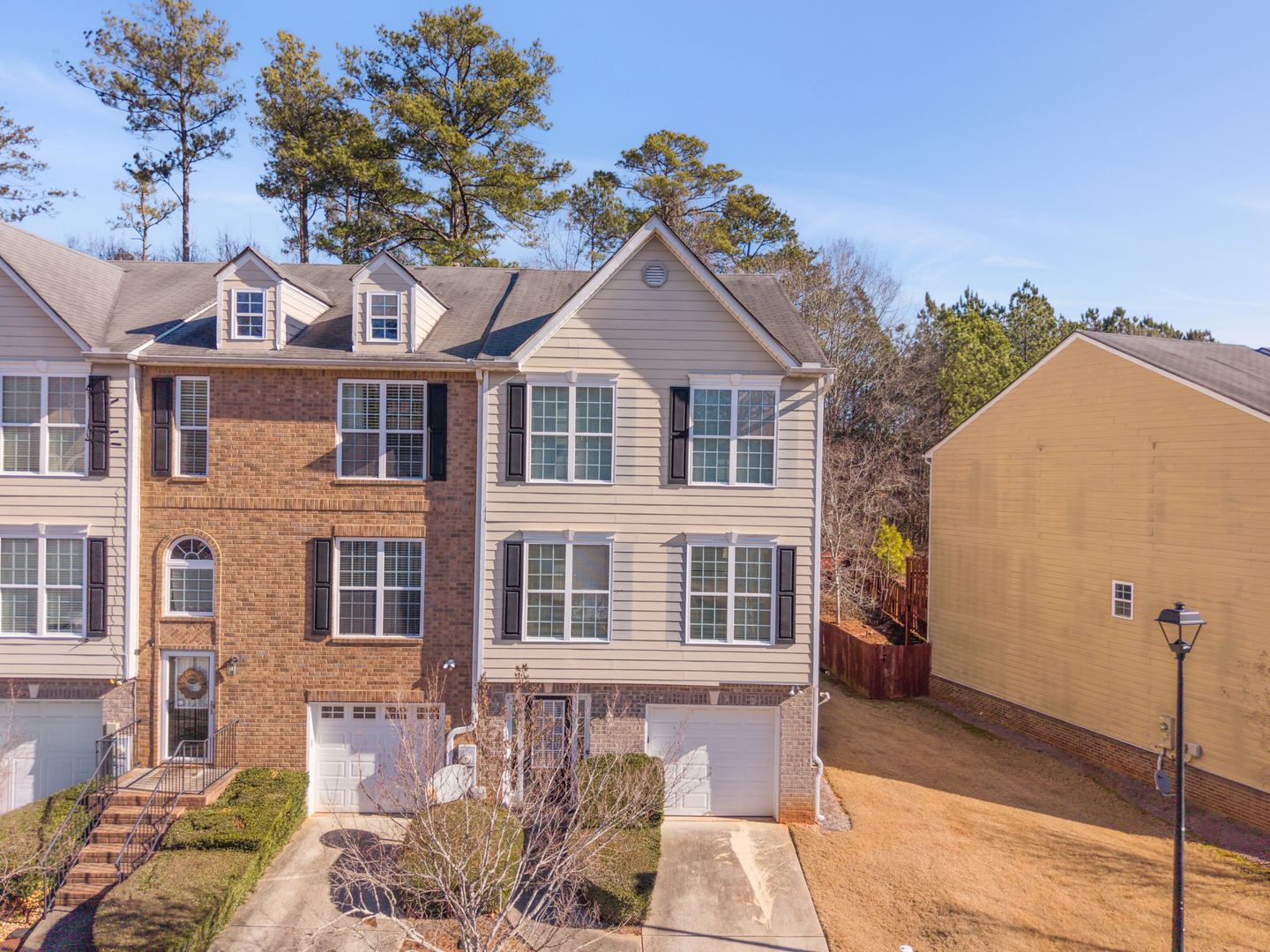 Lithonia Townhome: 3100 Bonnes Drive