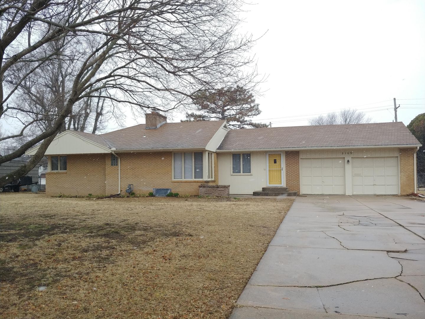 Hutchinson House: 3109 N. Monroe