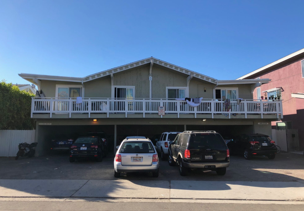 Goleta Apartment: 6561 Del Playa