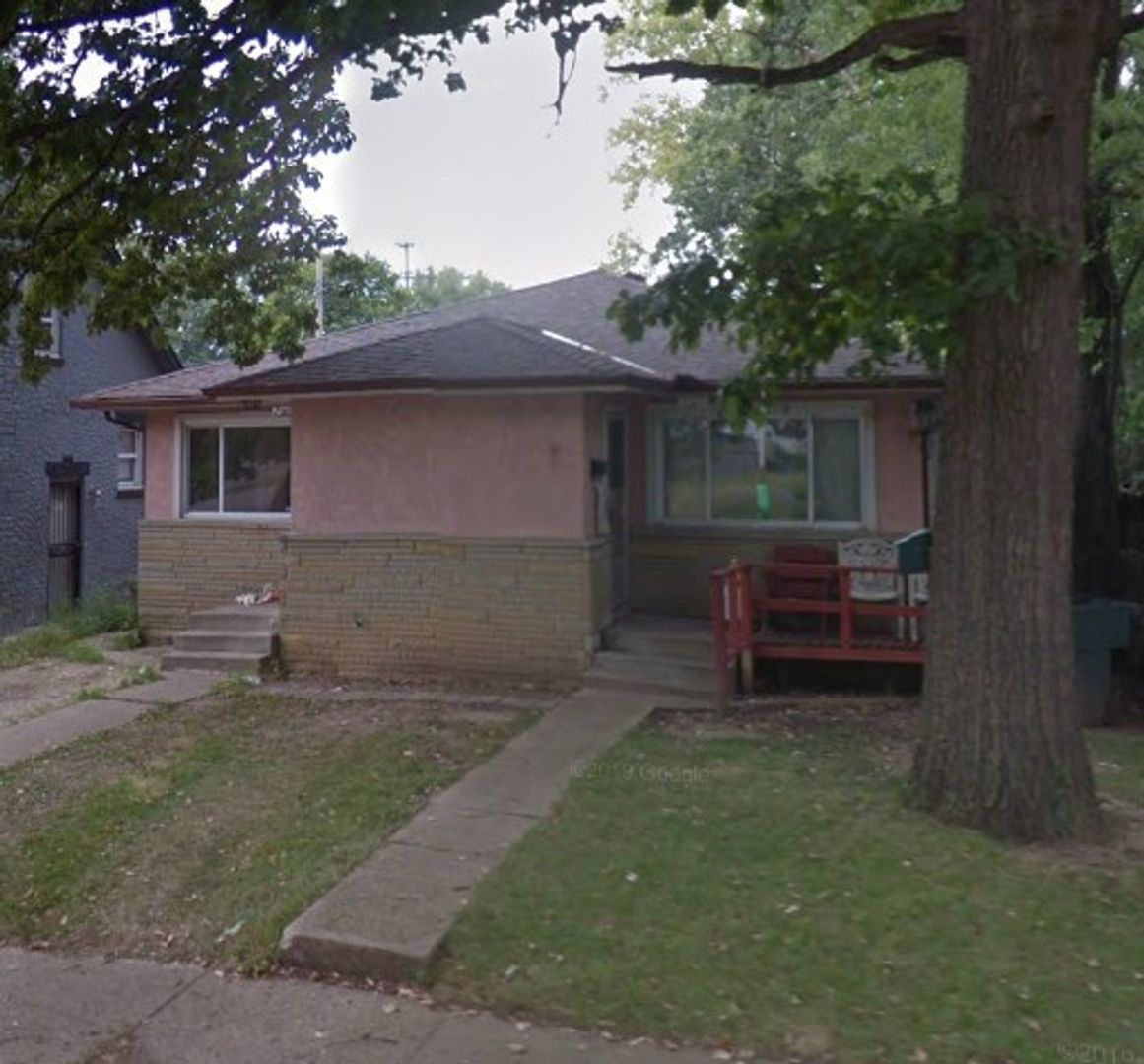 Columbus Apartment: 2203-2205 McGuffey Rd