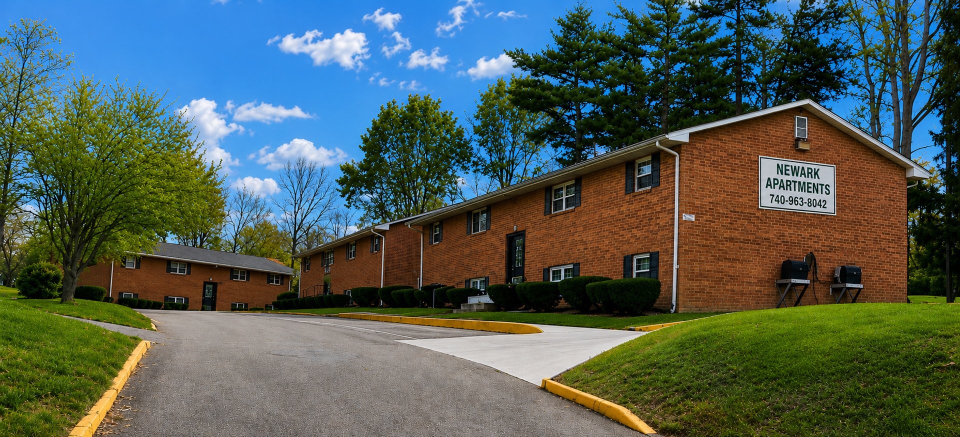 Newark Apartment: 290 W National Rd