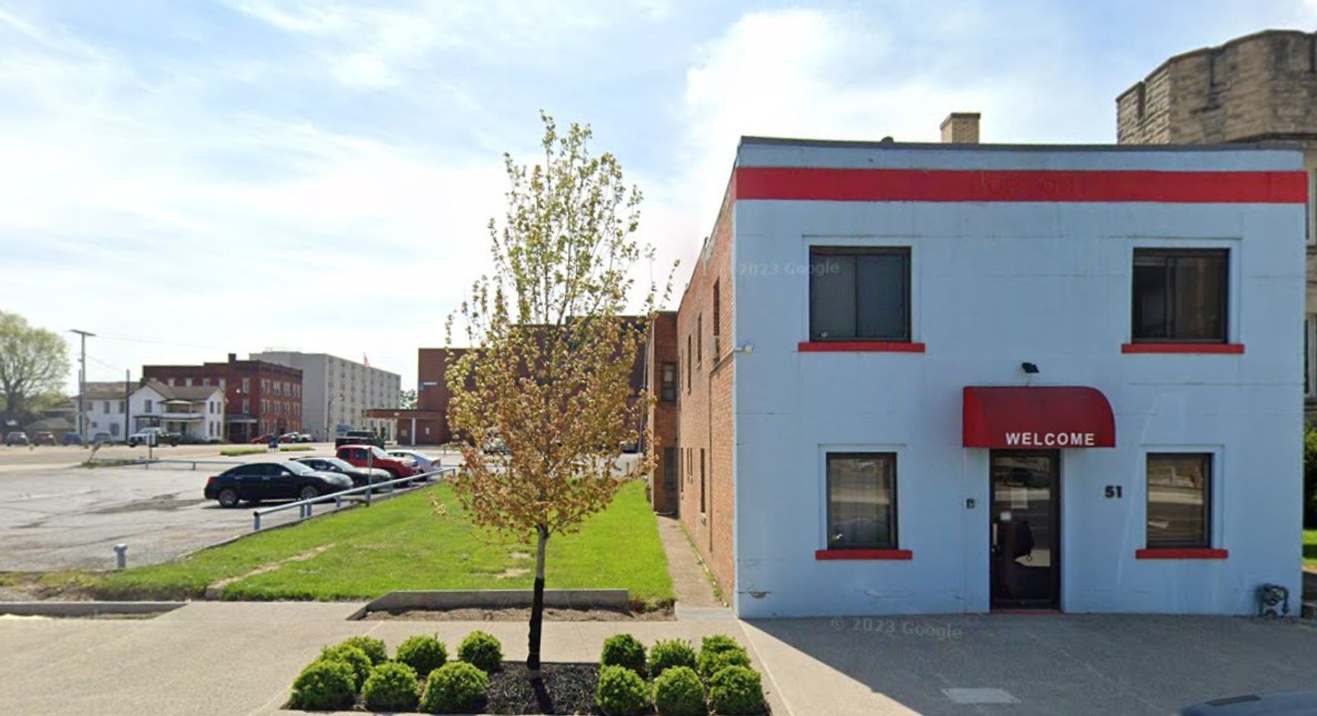 Newark Apartment: 51 N 4th St