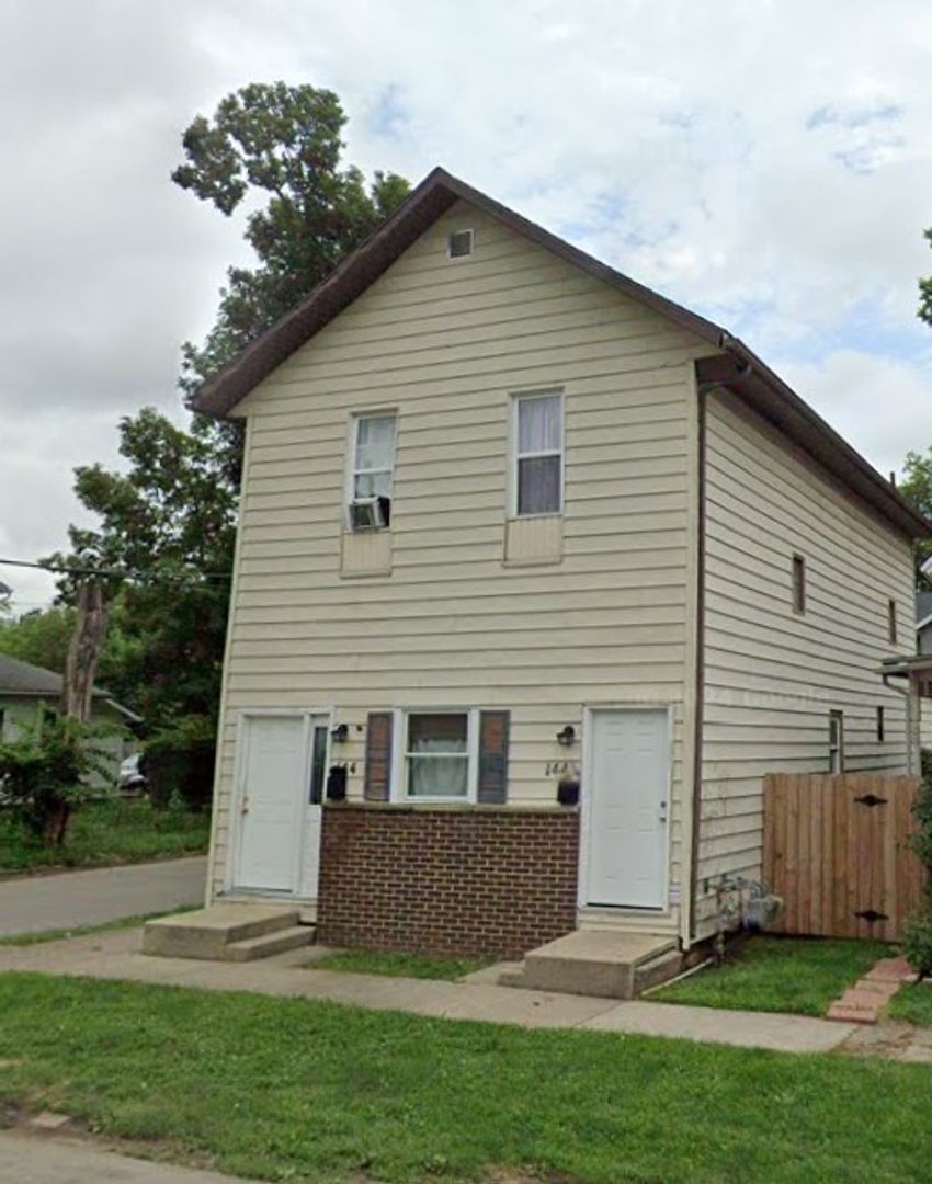 newrk Apartment: 144 S 3rd St