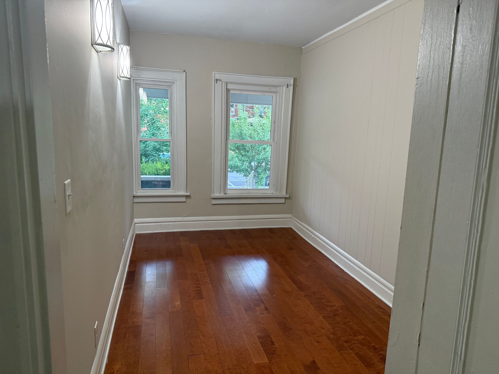 Columbus Apartment: 1995-1997 N 4th St