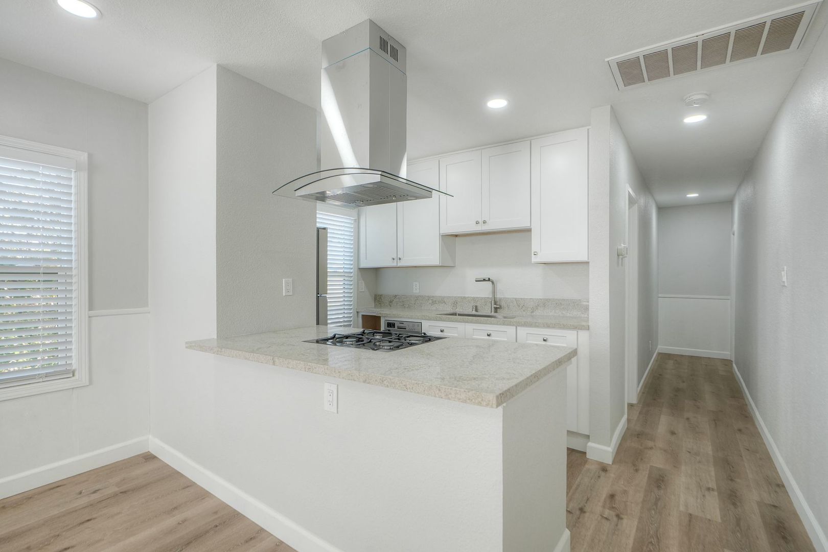 Chula Vista Apartment: 301-5 3rd Ave