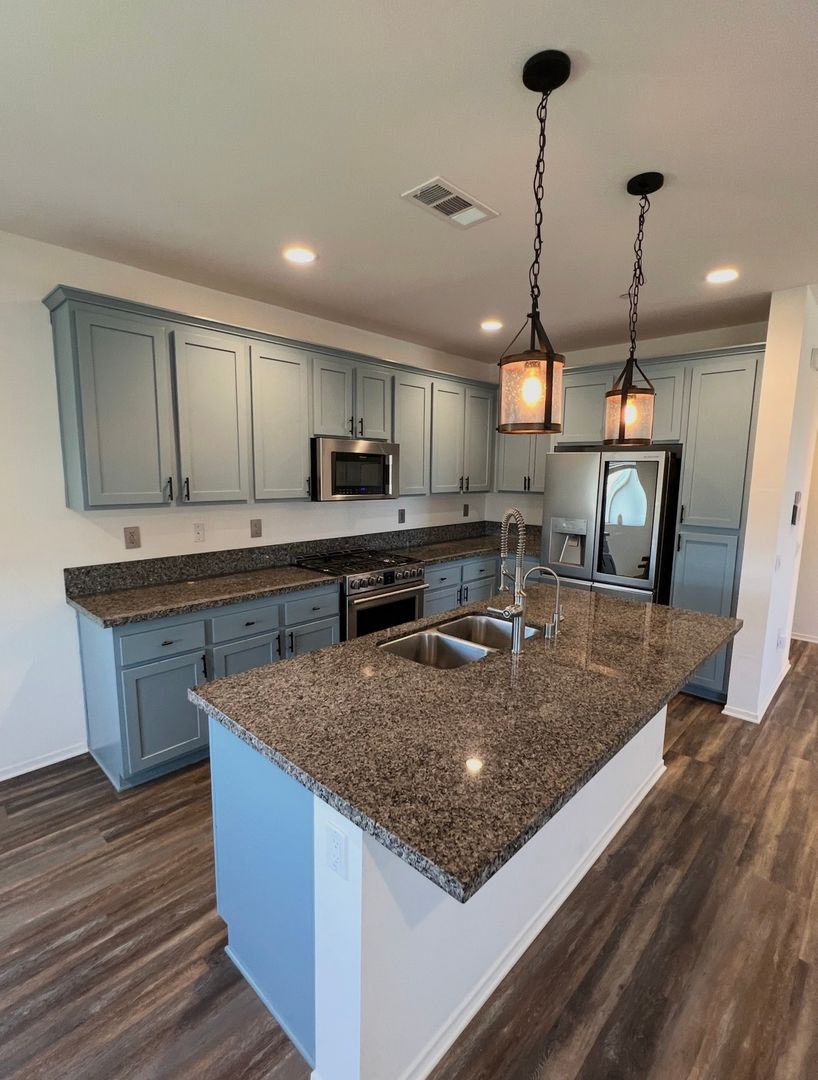 San Diego House: 5405 San Virgilio