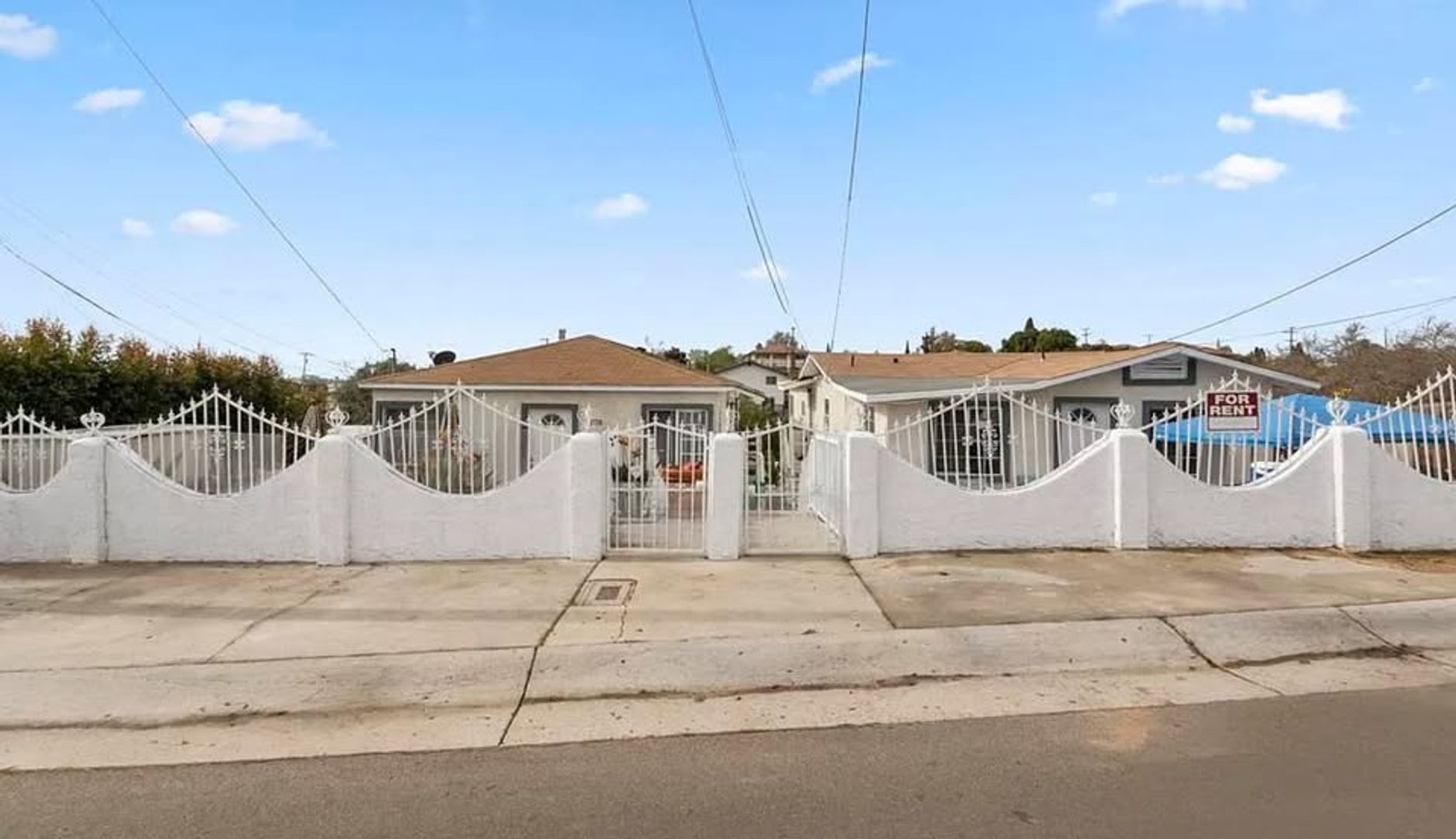 National City Apartment: 2774 - 2780.5  Vista Way