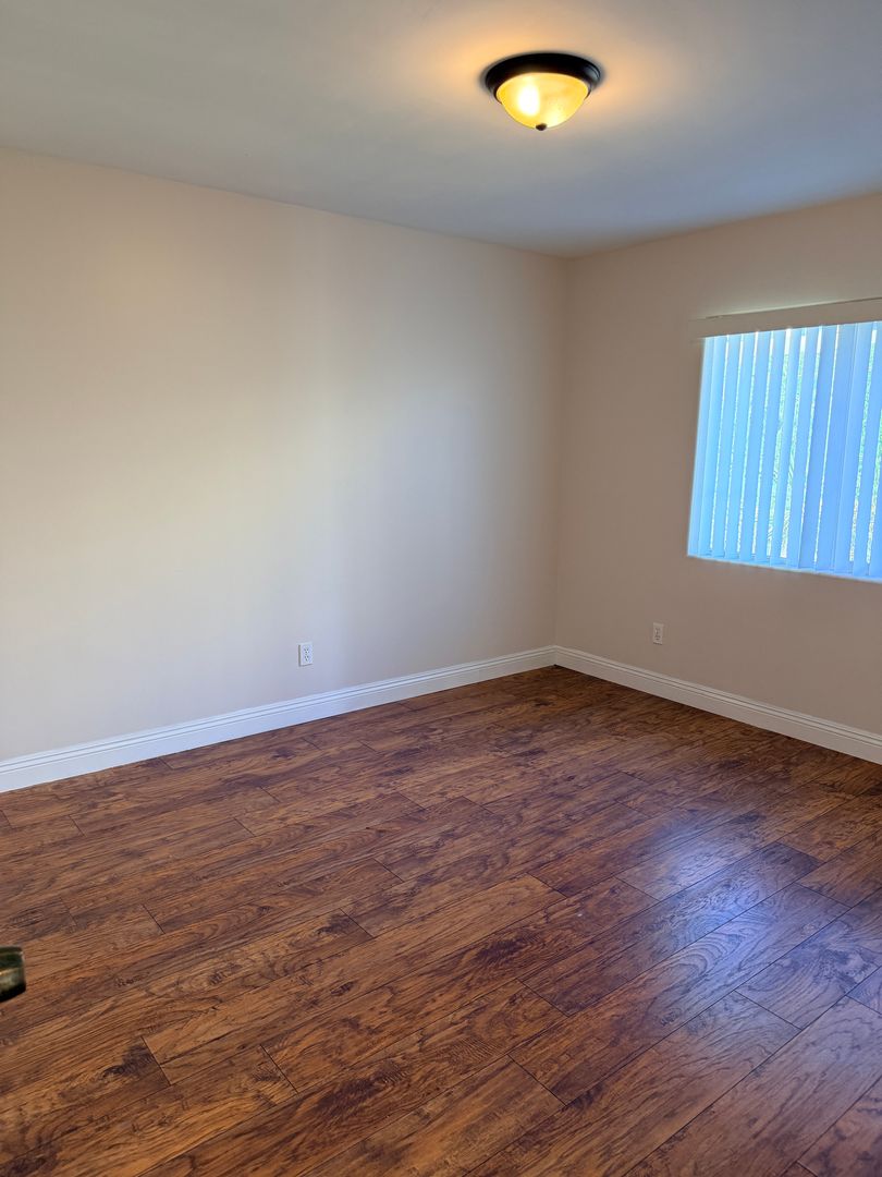 Chula Vista Apartment: 1377-1379 Monserate Ave