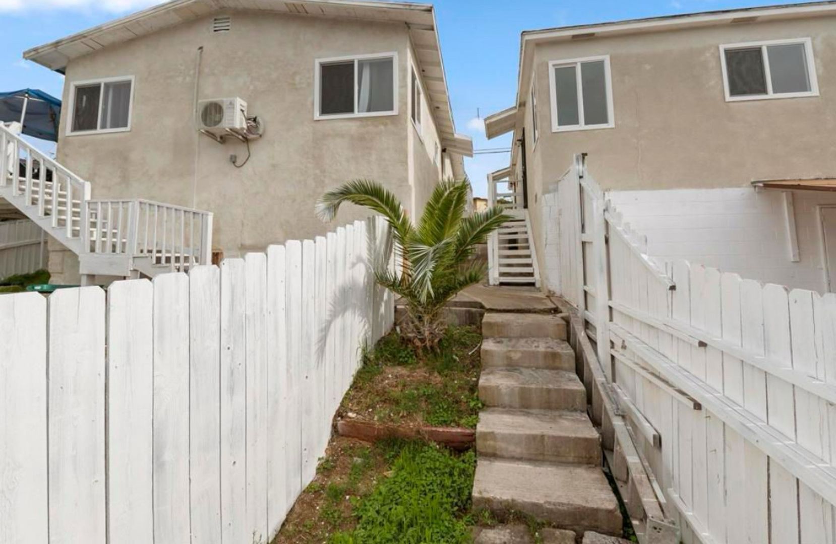 National City Apartment: 2774 - 2780.5  Vista Way