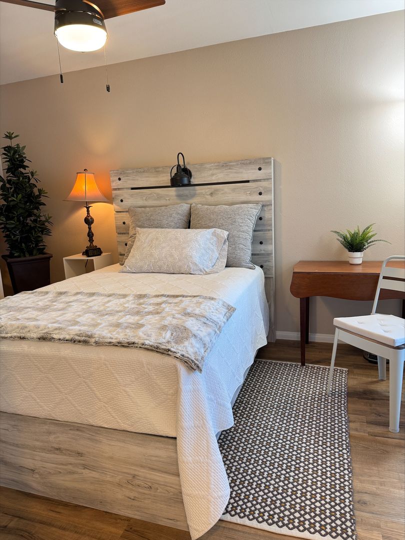 Bonita House: 308 Mustang Pl