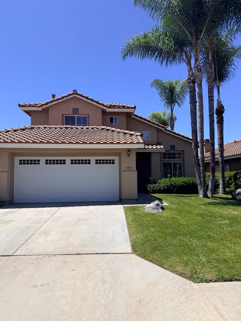 Chula Vista House: 1124 Calle Florecita