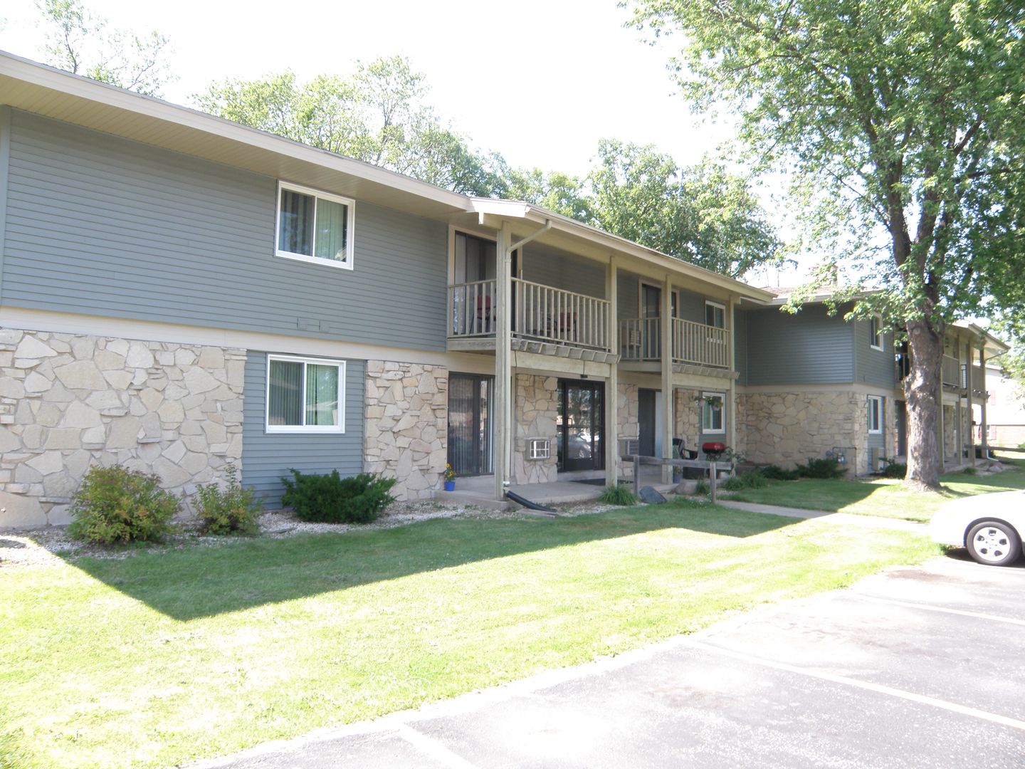 Appleton Apartment: 2410 Wilson Ct