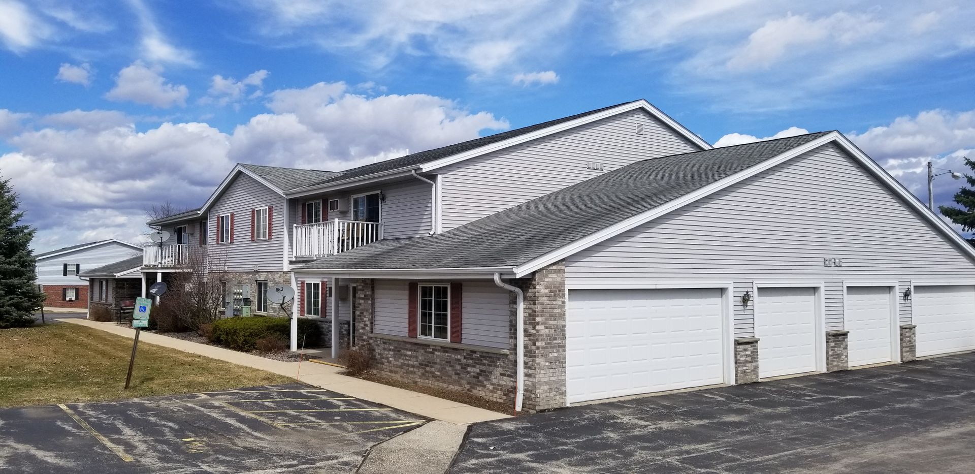 West Bend Apartment: 2200 Sylvan Way